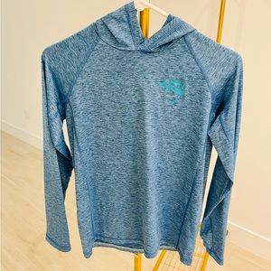 Boys Vineyard Vines performance fabric pullover with hood. Size M.